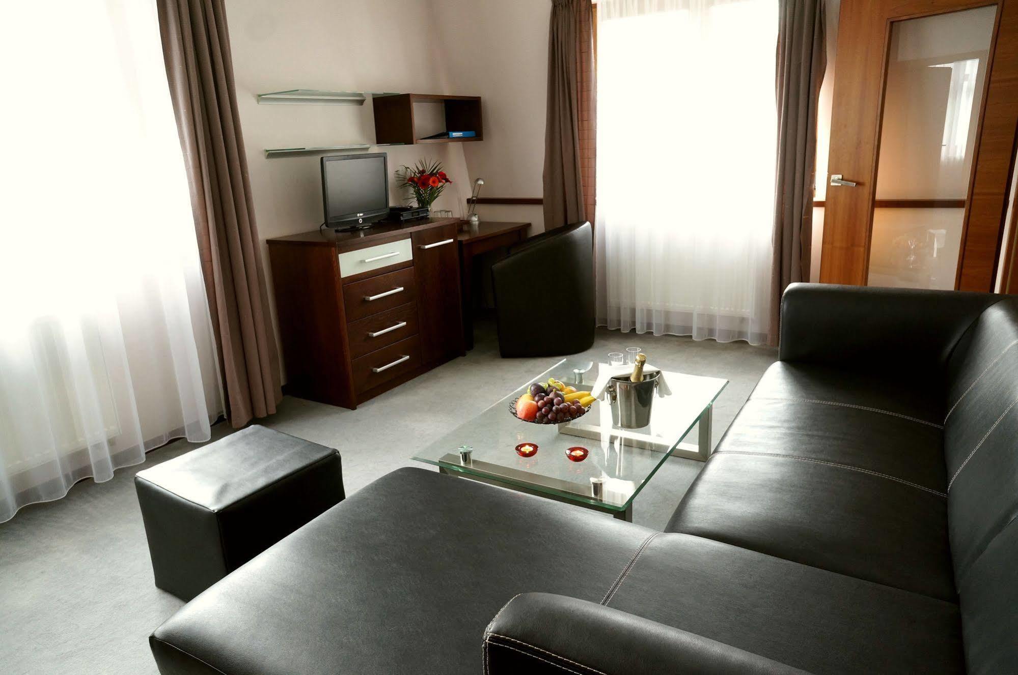 Hotel Sport Zruč Dış mekan fotoğraf